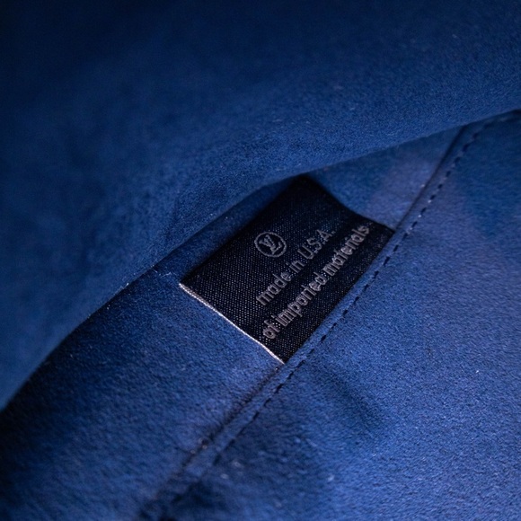 LOUIS VUITTON  Blue Marine Epi Leather Neverfull ‎ WRISTLET Pochette Fuschia - Picture 11 of 12